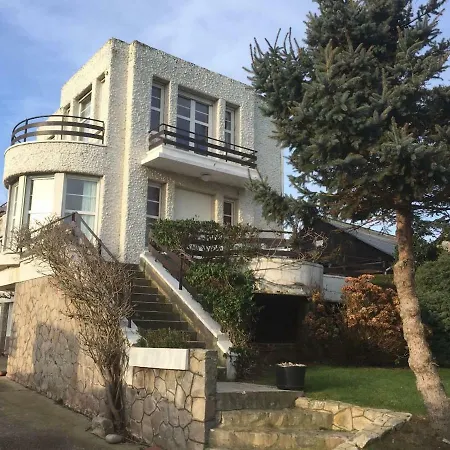 Audacieuse Villa *
